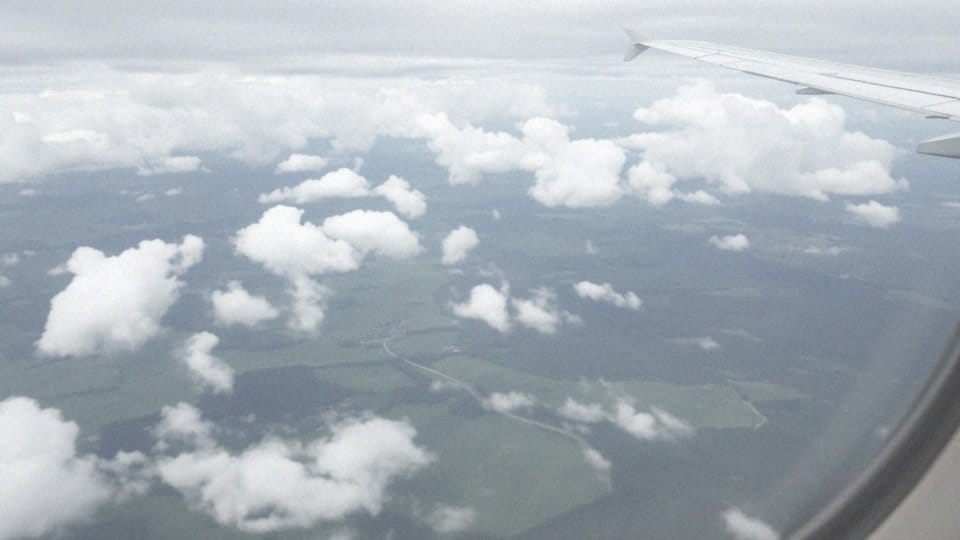 Ile trwa lot z Krakowa do Gdańska? Czas i porady dla podróżnych